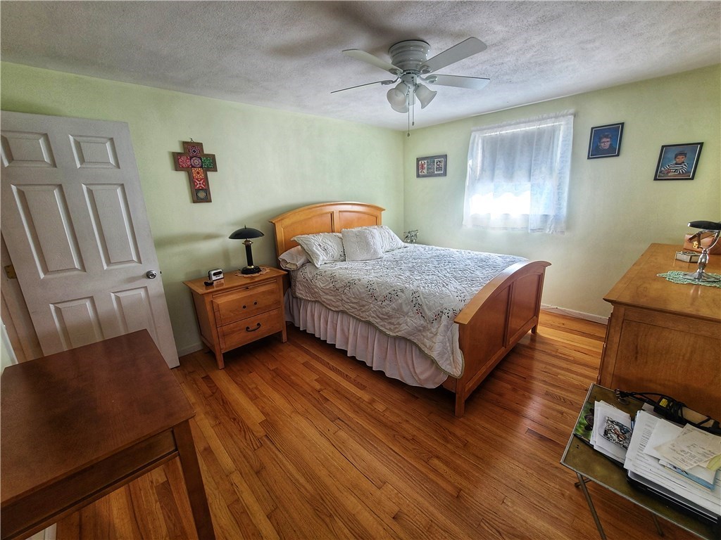 39 Kerri Lyn Road Warwick, RI 02889 - Photo 14 of 33
