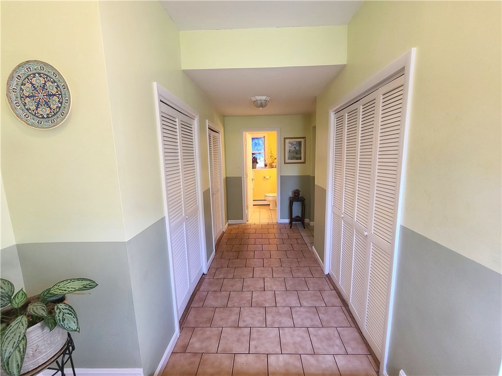 39 Kerri Lyn Road Warwick, RI 02889 - Photo 19 of 33