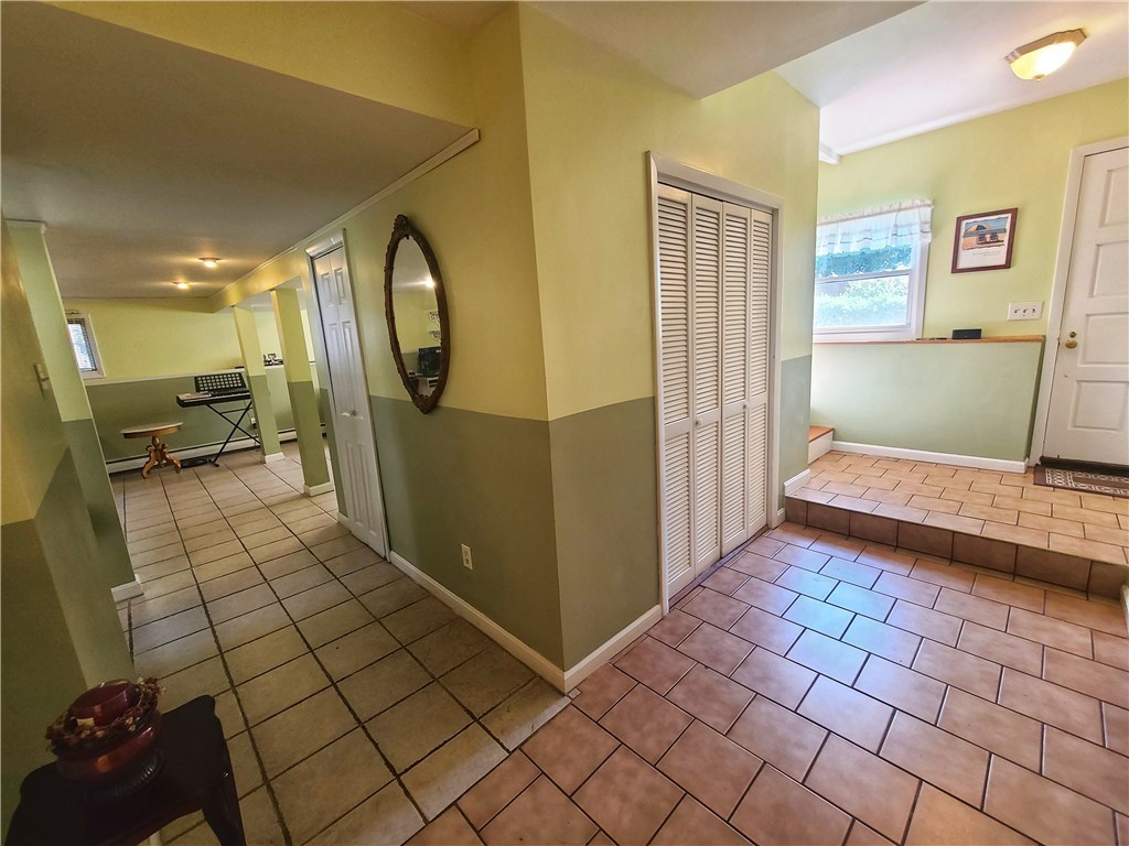 39 Kerri Lyn Road Warwick, RI 02889 - Photo 20 of 33