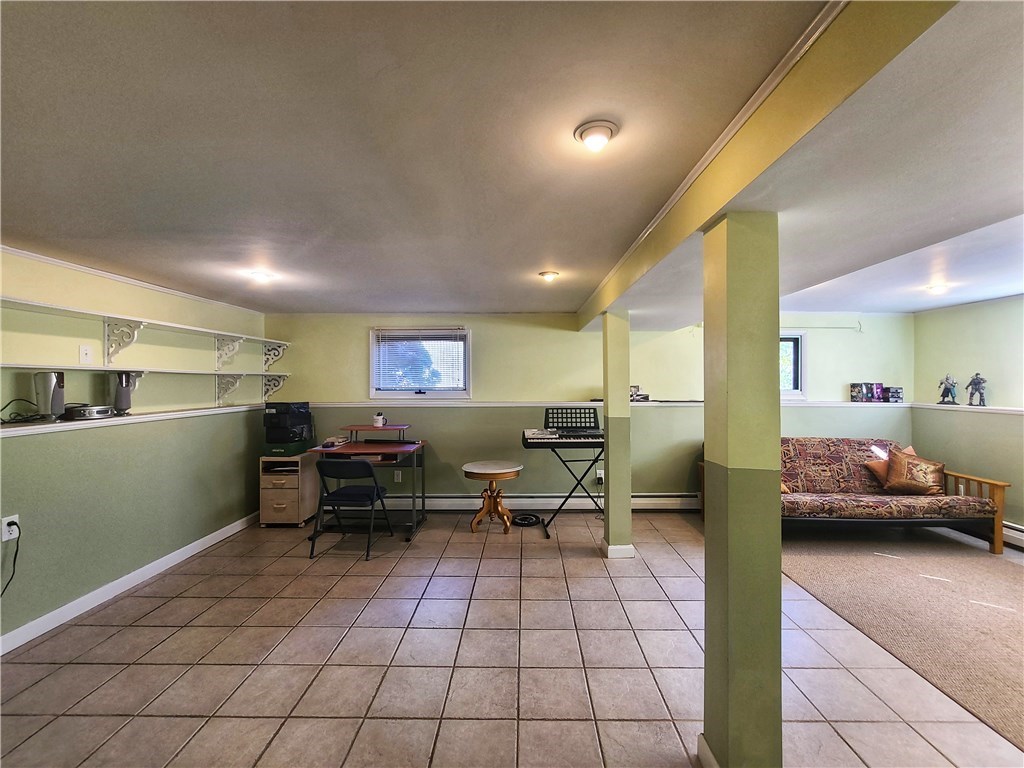 39 Kerri Lyn Road Warwick, RI 02889 - Photo 23 of 33