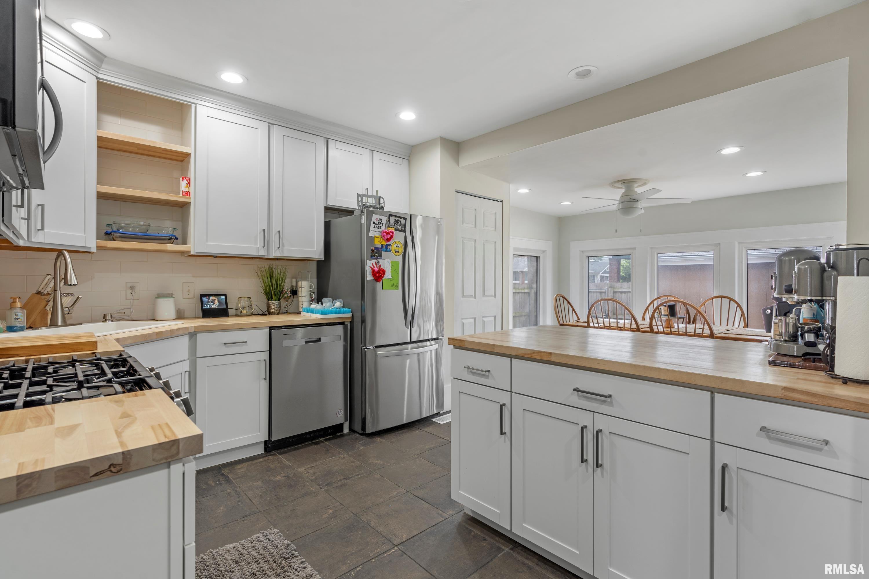 701 West Fayette Avenue Springfield, IL 62704 - Photo 15 of 30