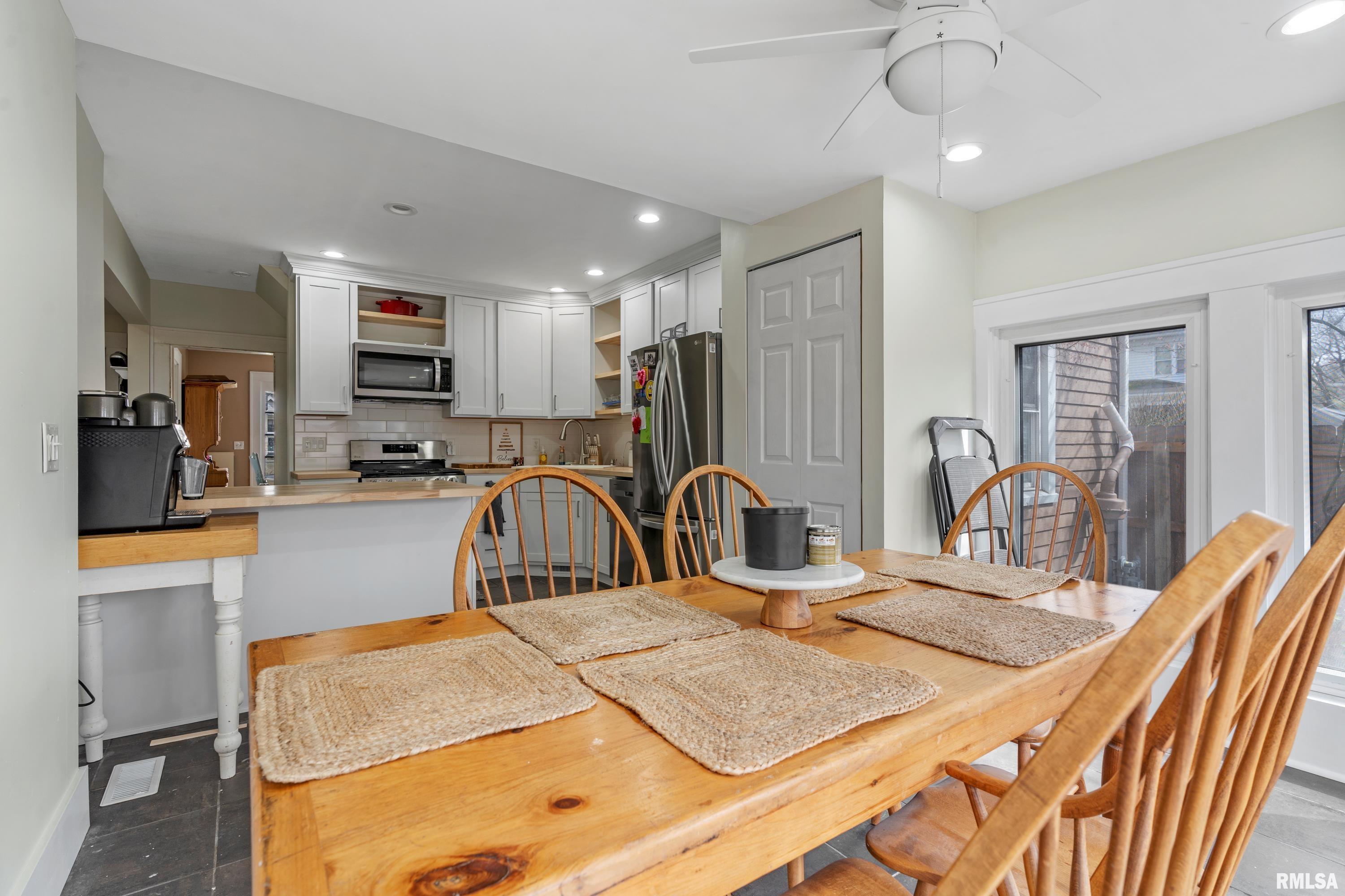 701 West Fayette Avenue Springfield, IL 62704 - Photo 16 of 30