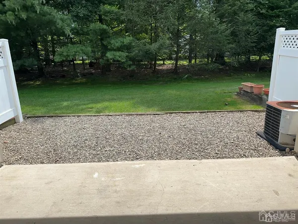 $469,000 | 14 Albury Way, North Brunswick, NJ 08902