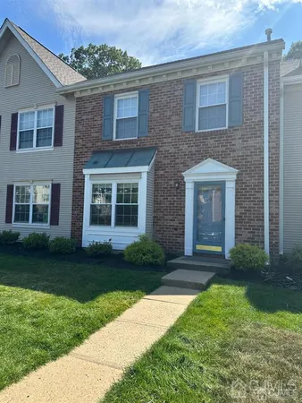 $469,000 | 14 Albury Way, North Brunswick, NJ 08902