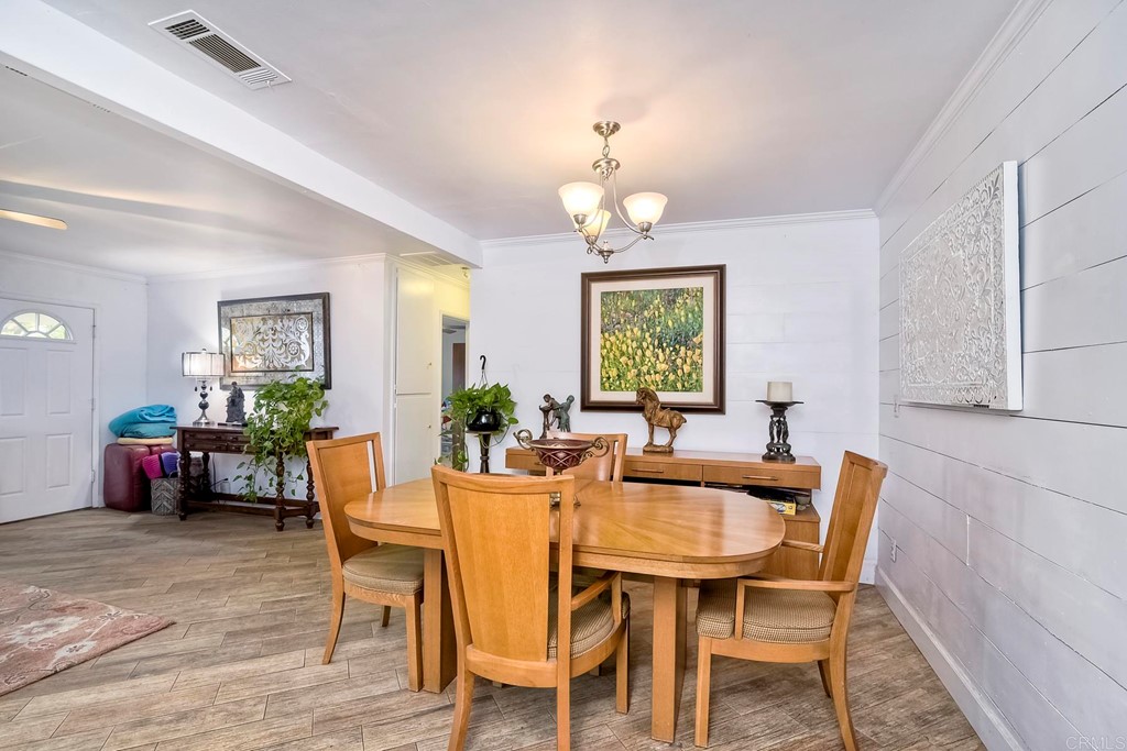 1674 Hilcorte Drive Escondido, CA 92026 - Photo 3 of 38