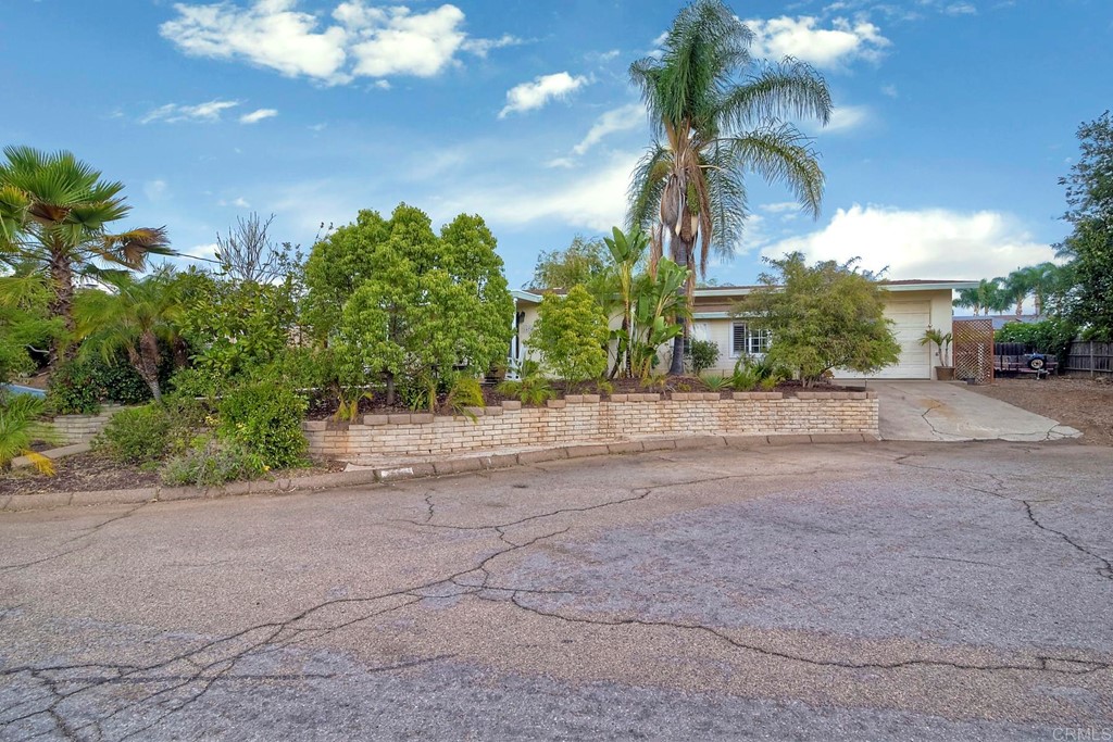 1674 Hilcorte Drive Escondido, CA 92026 - Photo 36 of 38