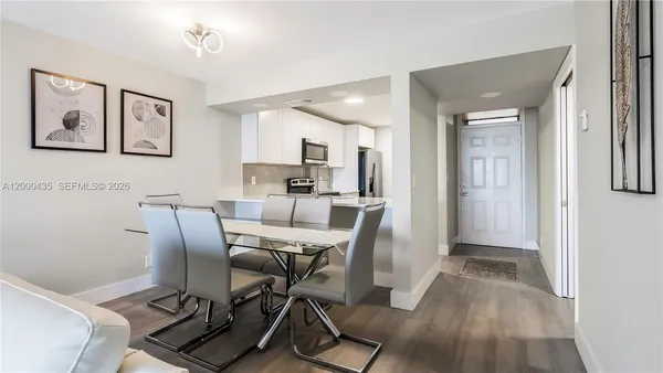 $230,000 | 6231 Coral Lake Drive, Unit 307, Margate, FL 33063