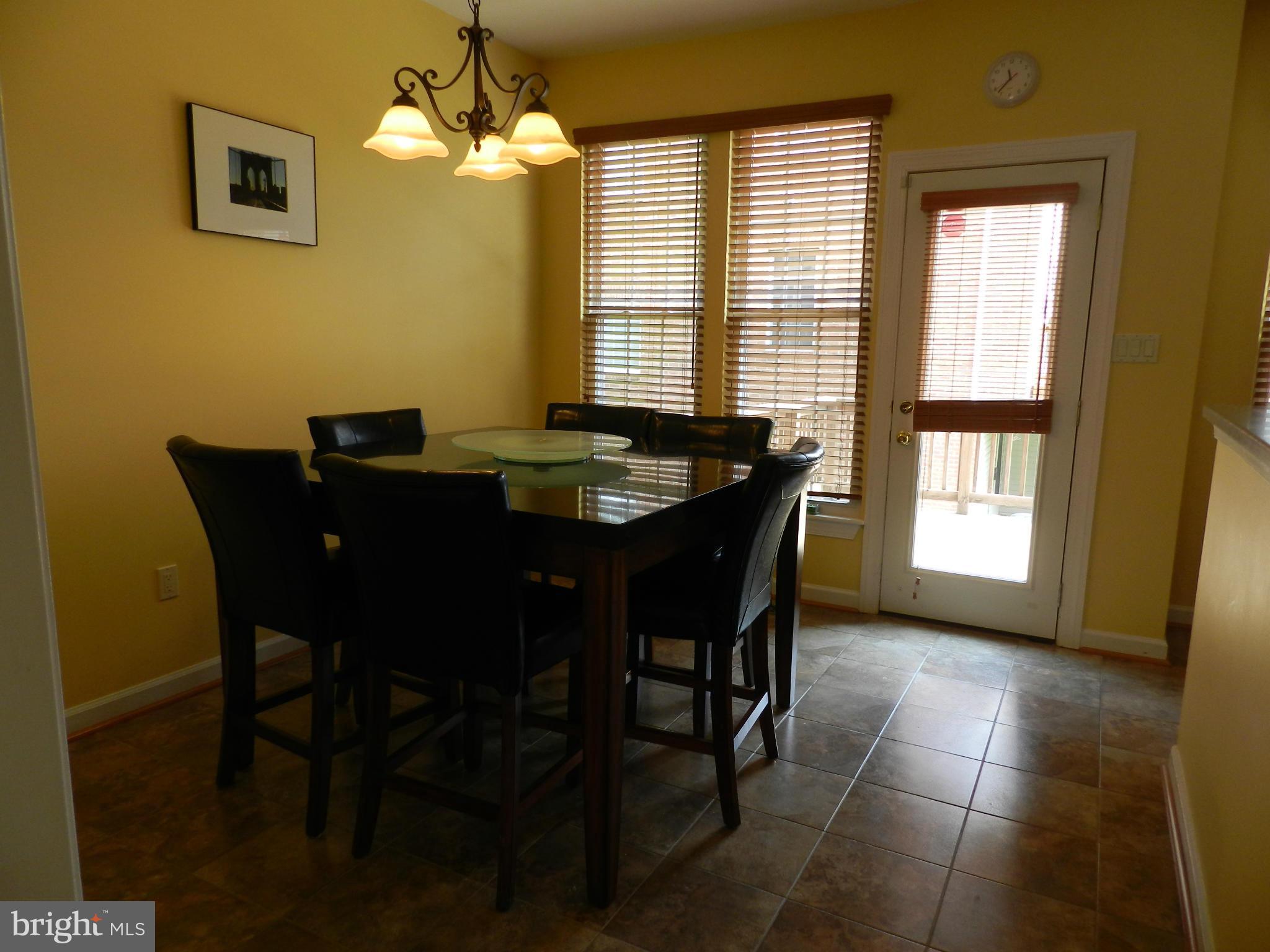 14113 Parker Farm Way Silver Spring, MD 20906 - Photo 11 of 29 Breakfast Room