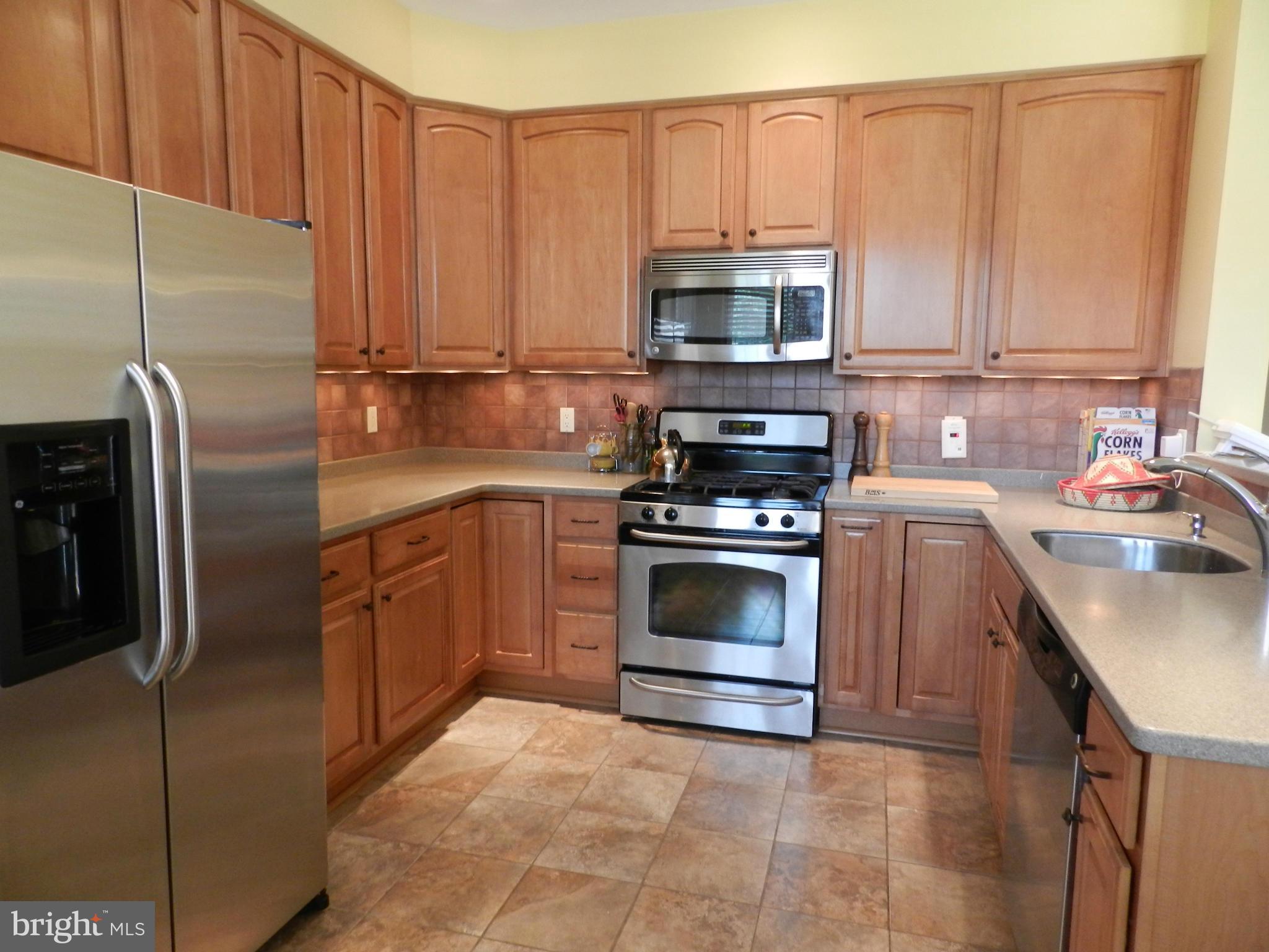 14113 Parker Farm Way Silver Spring, MD 20906 - Photo 12 of 29 Kitchen