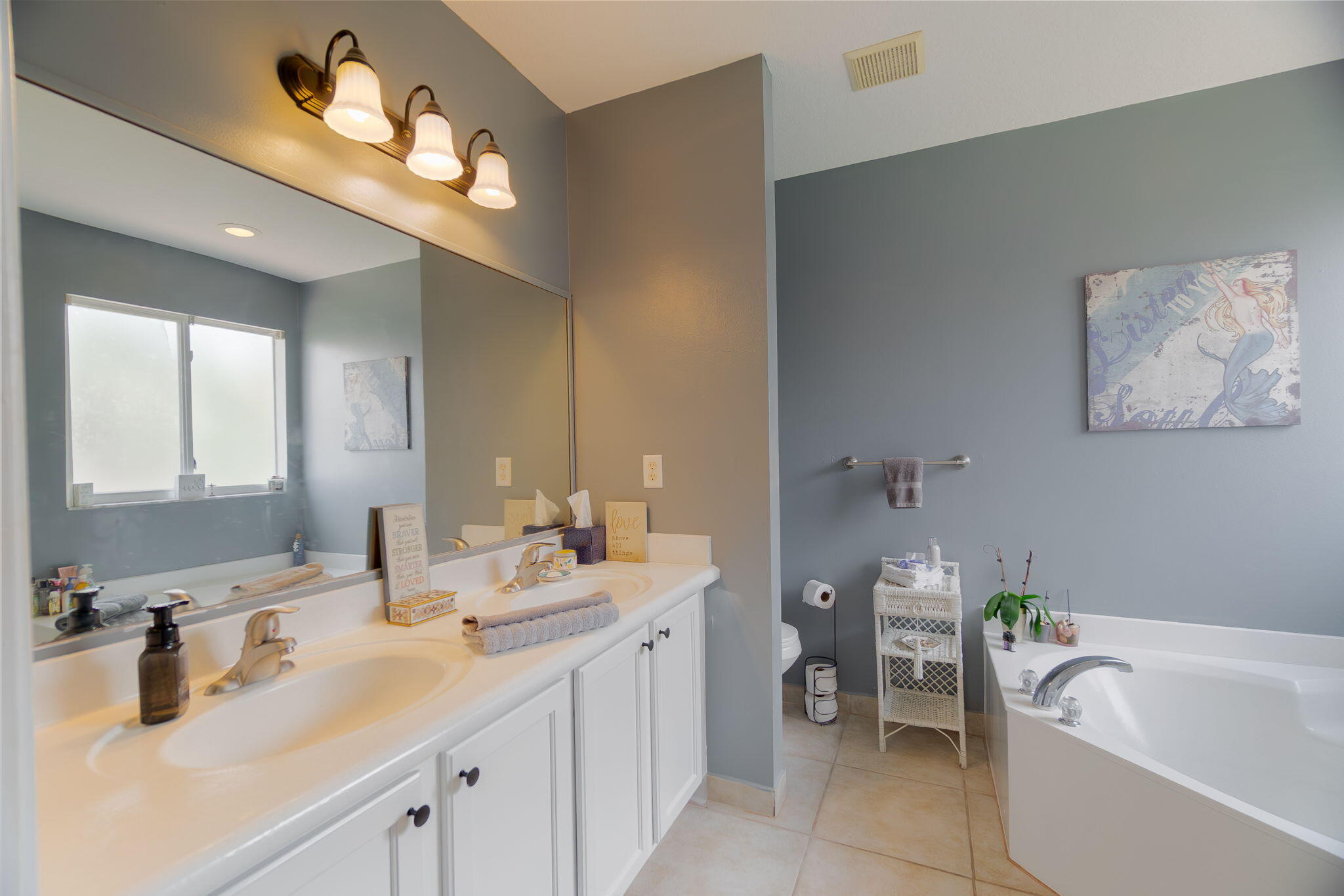 2070 Oakhurst Way Riviera Beach, FL 33404 - Photo 19 of 32 19