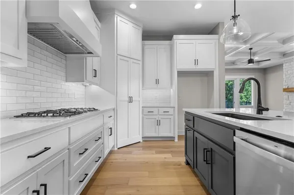$725,000 | 14535 South Dawson Street, Olathe, KS 66061