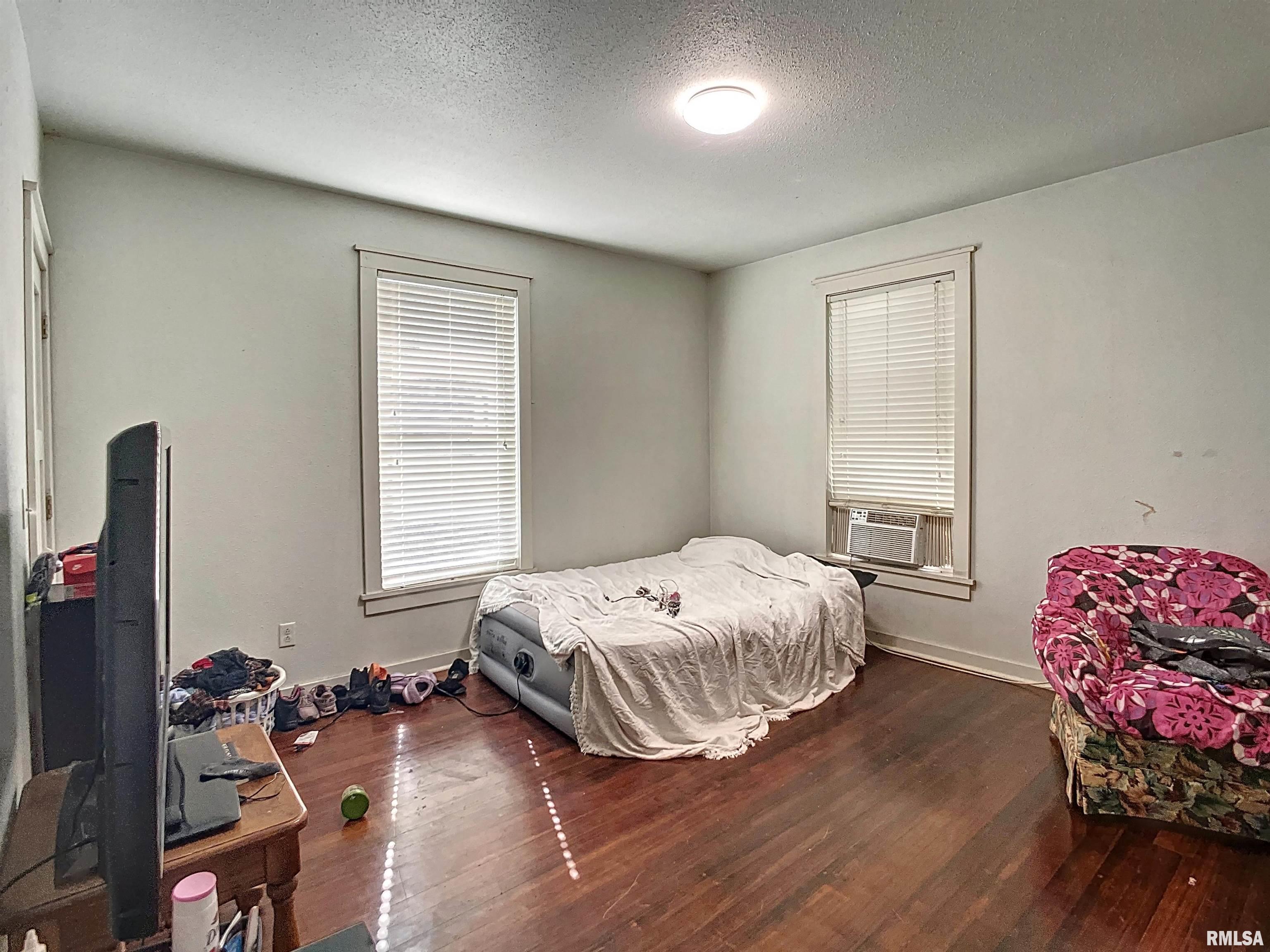 1220 Warren Street Davenport, IA 52804 - Photo 12 of 30