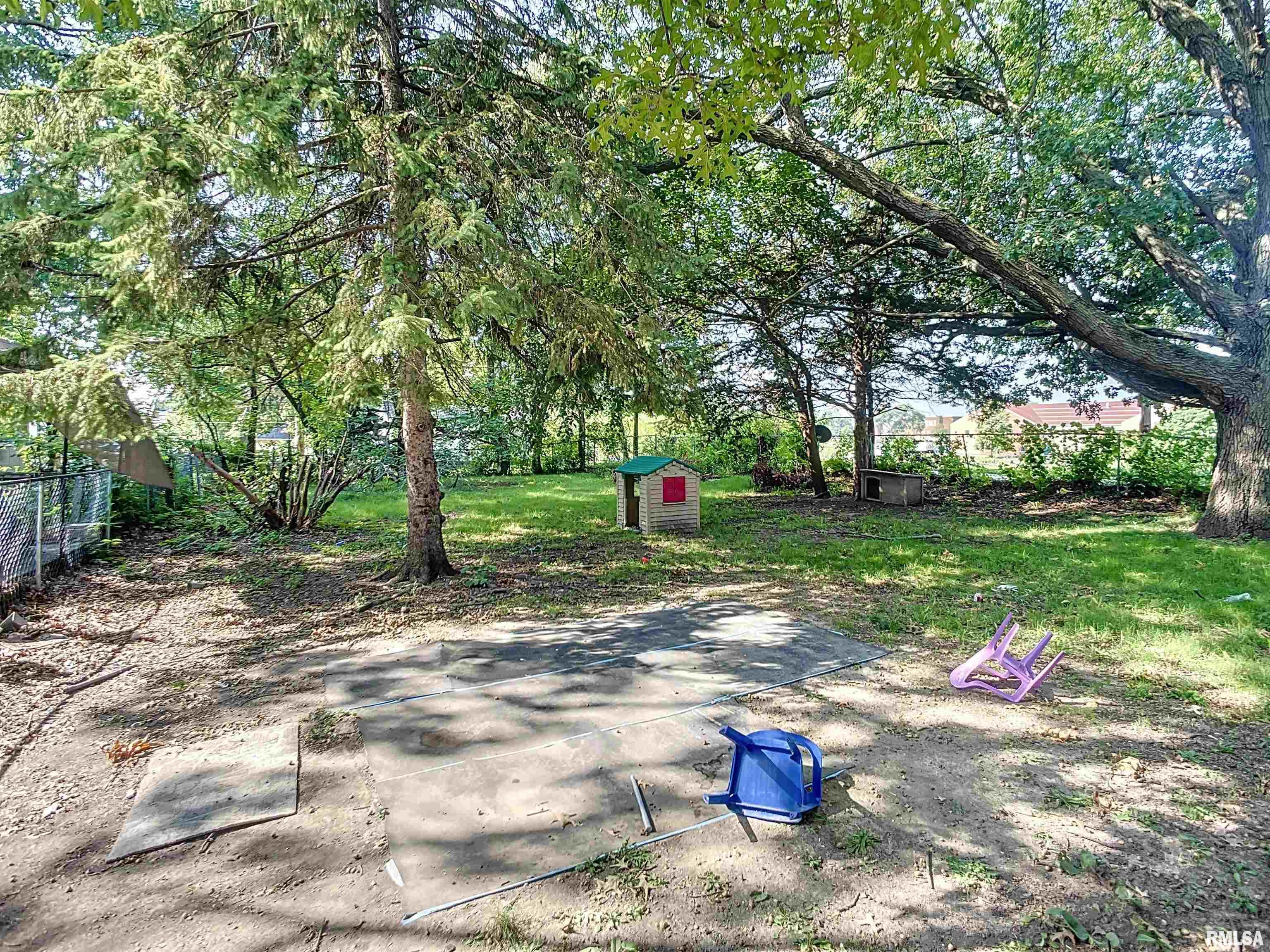 1220 Warren Street Davenport, IA 52804 - Photo 27 of 30