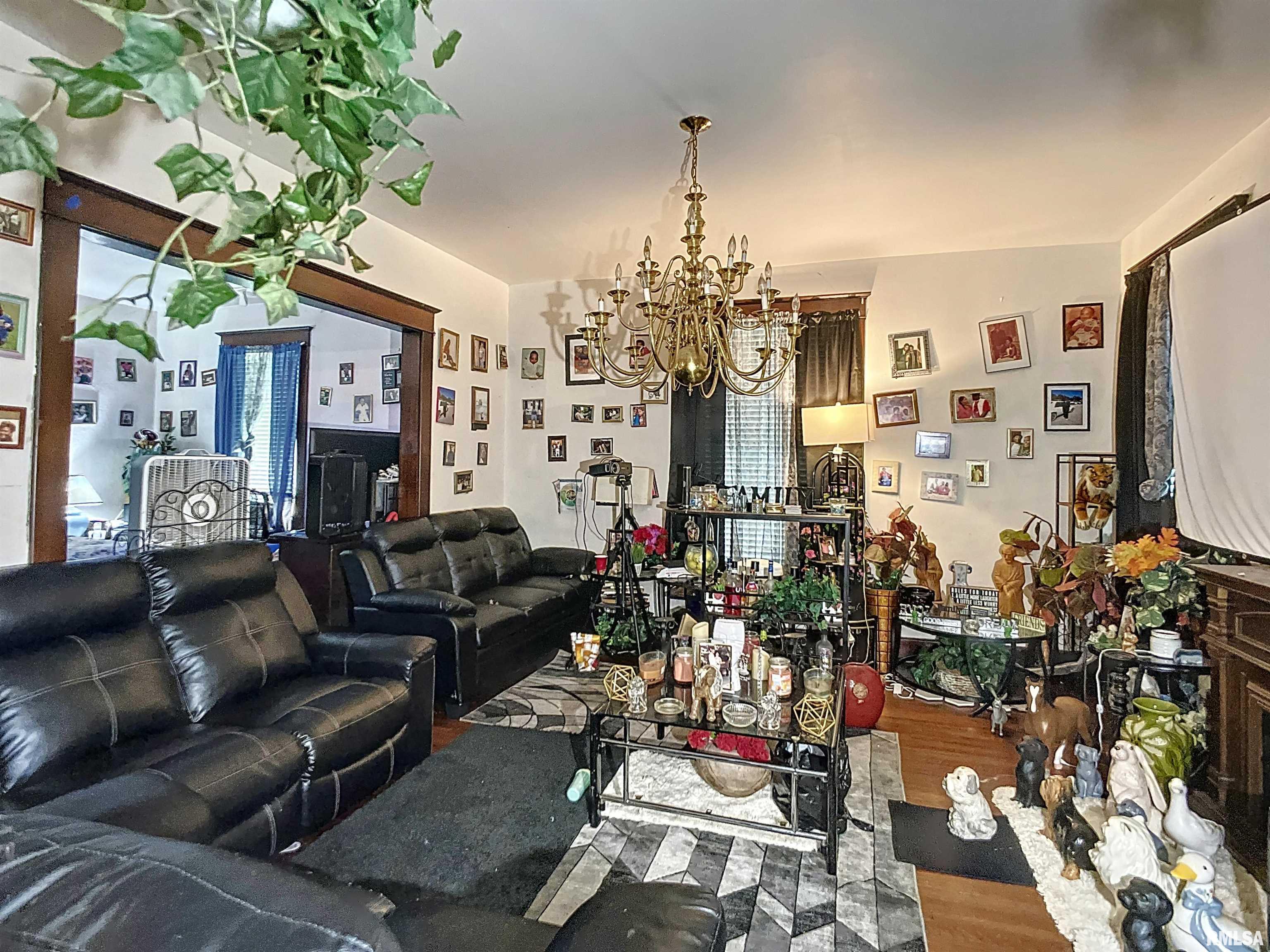 1220 Warren Street Davenport, IA 52804 - Photo 3 of 30