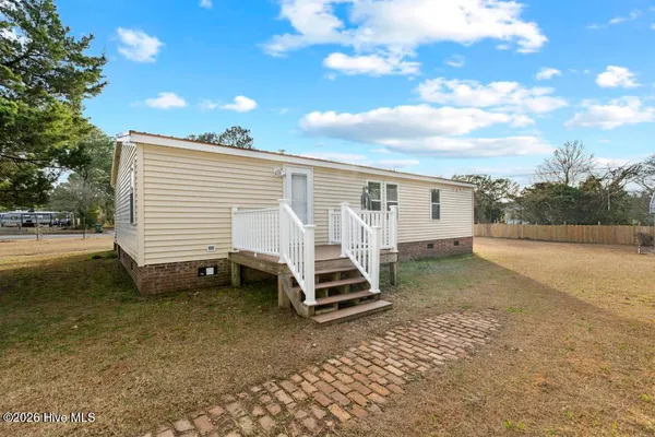 $1,625 | 137 Wendy Hill Lane, Sneads Ferry, NC 28460