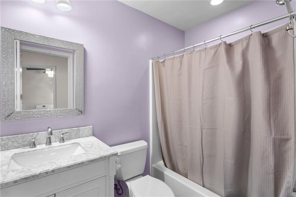 217 Old Hickory Road Zelienople, PA 16063 - Photo 18 of 37