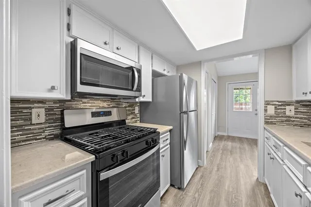 $2,100 | 500 Hesters Crossing Road, Unit 411, Round Rock, TX 78681