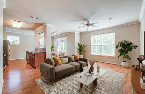 $2,100 | 1711 Old Spanish Trail, Unit 135, Houston, TX 77054