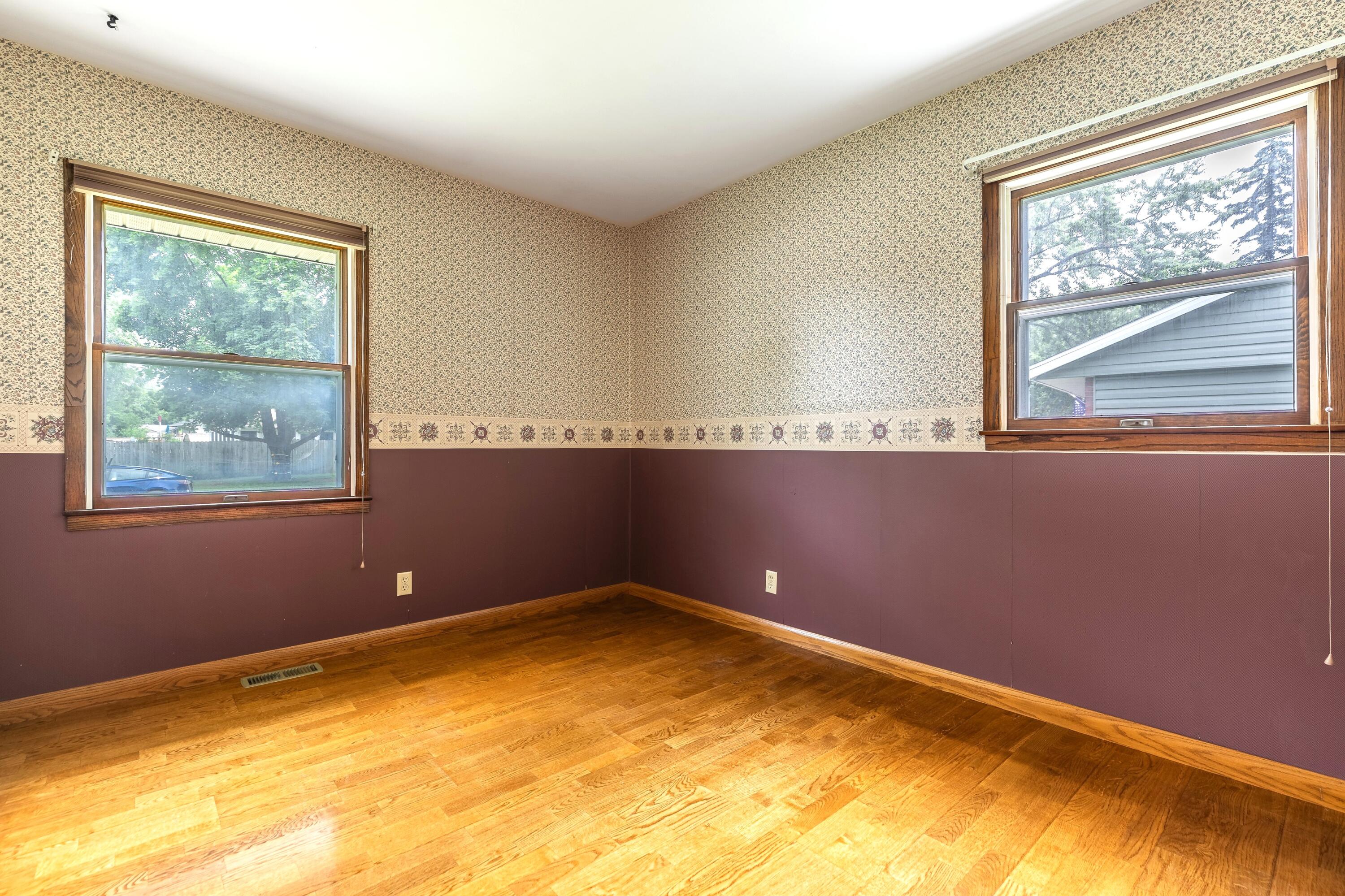 3064 South Marion Road La Crosse, WI 54601 - Photo 13 of 26 3064-12