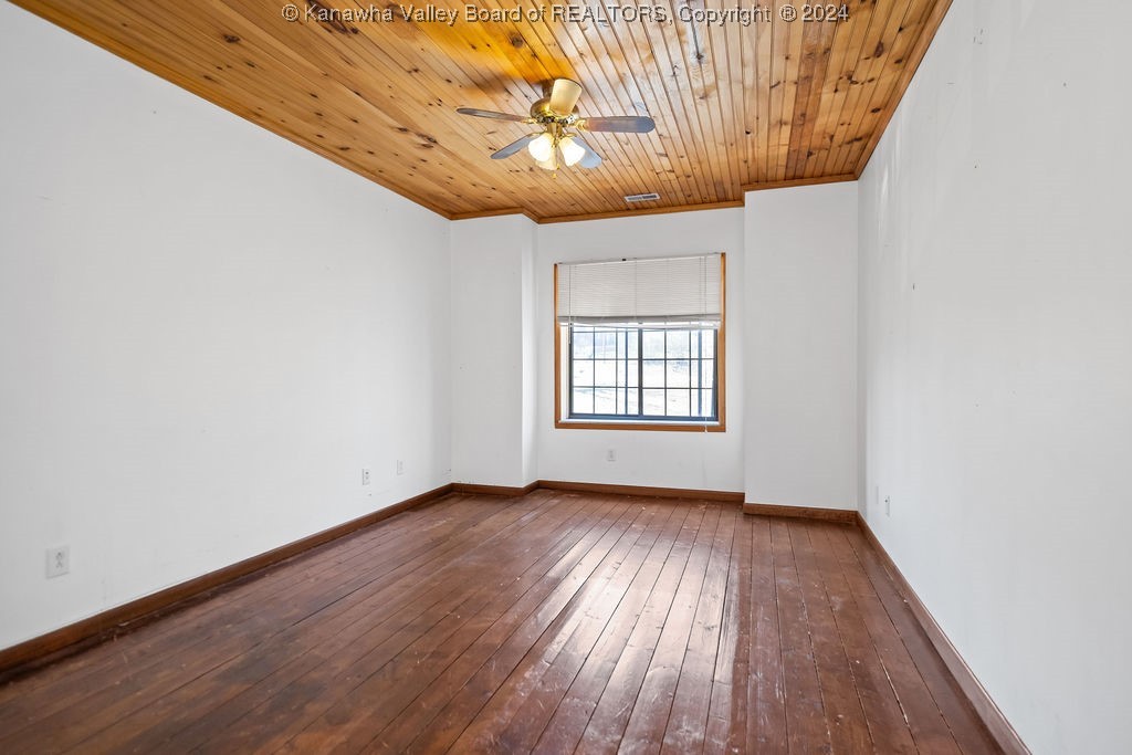 222 Atlas Road South Charleston, WV 25309 - Photo 23 of 38 Gallery Image 23
