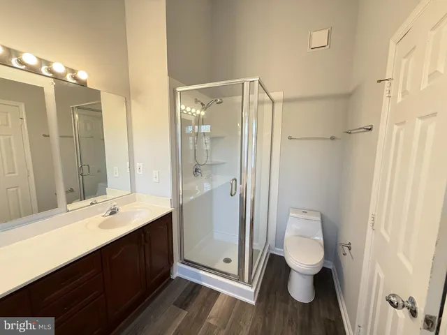 $3,000 | 43572 Blacksmith Square, Ashburn, VA 20147