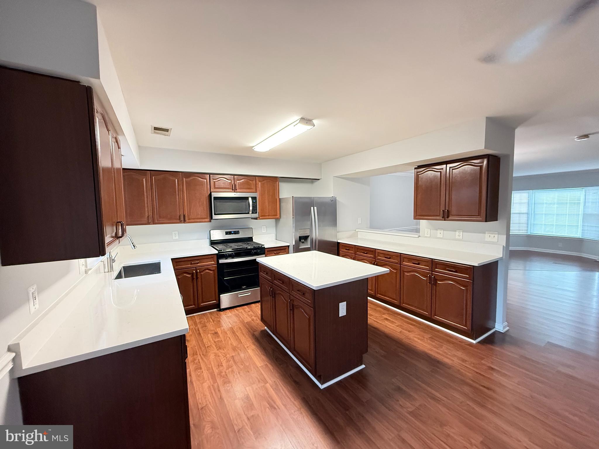 43572 Blacksmith Square Ashburn, VA 20147 - Photo 9 of 37