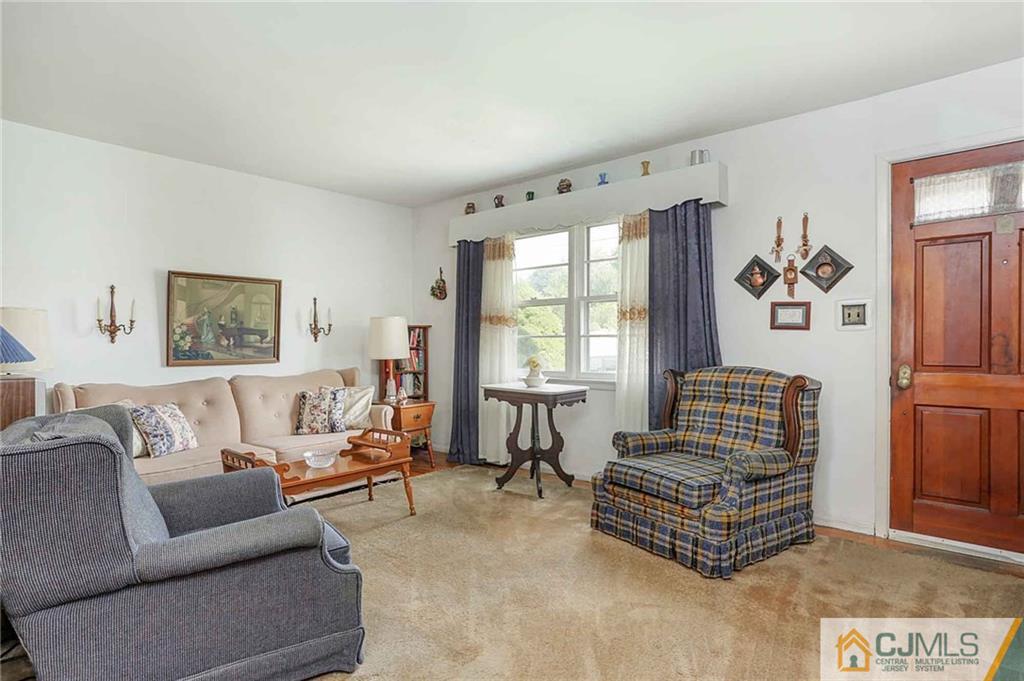 11 Highview Road East Brunswick, NJ 08816 - Photo 3 of 12 Gallery Image 3