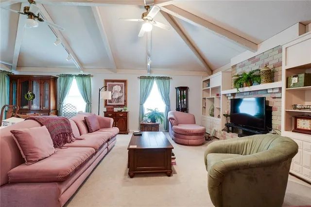 $282,500 | 1008 Southwest 17th Street, Blue Springs, MO 64015