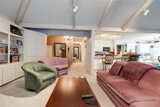 $282,500 | 1008 Southwest 17th Street, Blue Springs, MO 64015