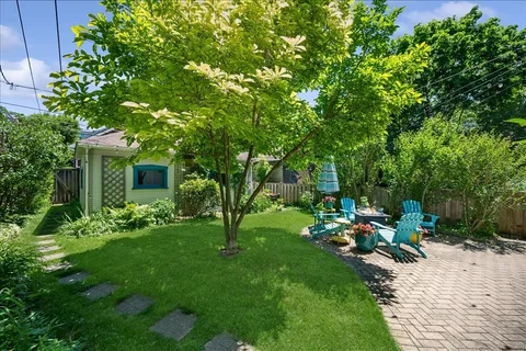 $1,150,000 | 2751 Girard Avenue, Evanston, IL 60201