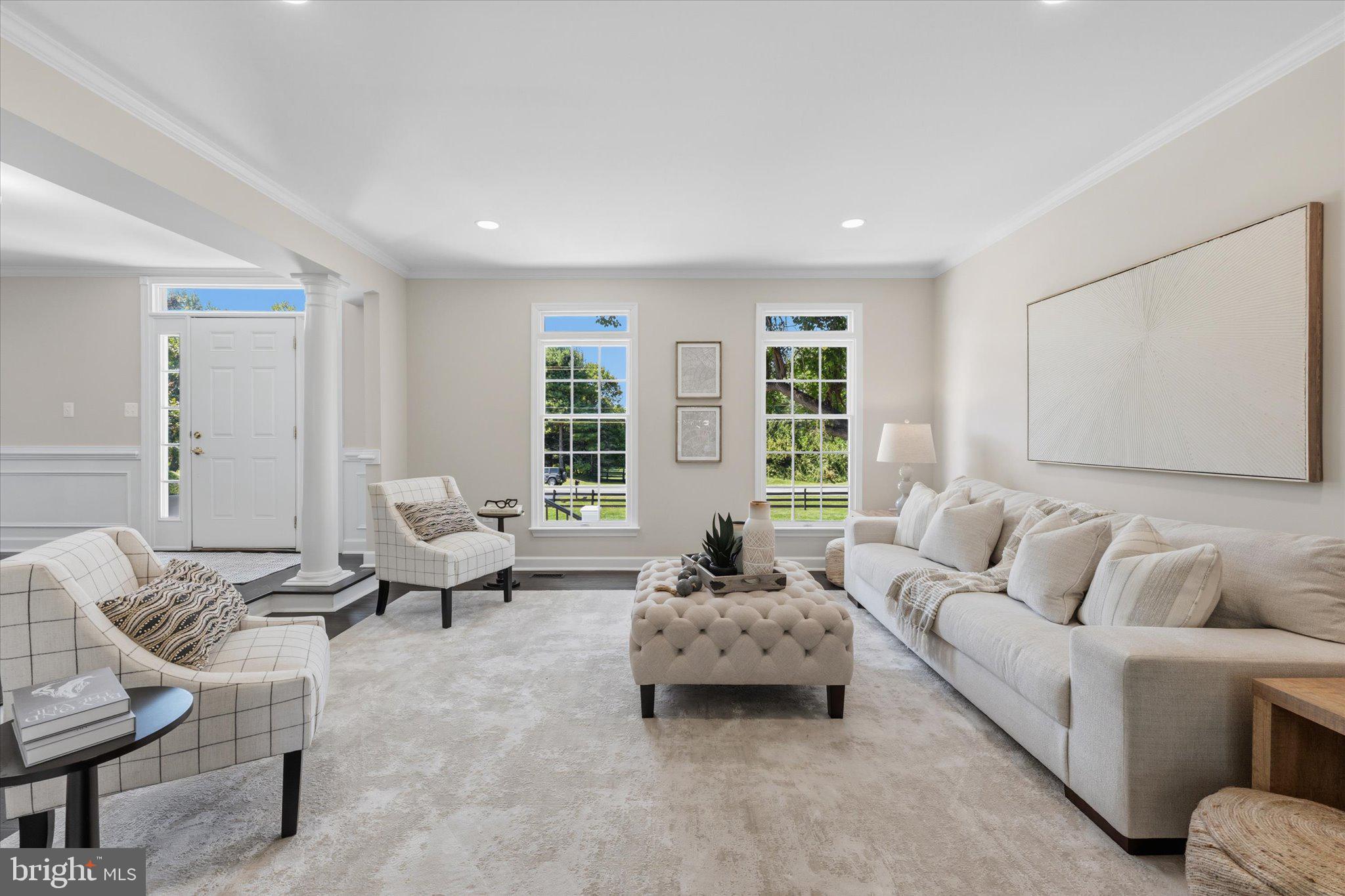 17572 Tranquility Road Purcellville, VA 20132 - Photo 21 of 59 Living room
