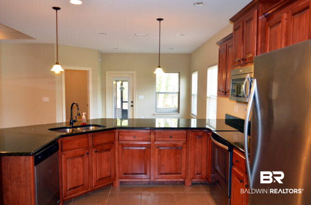 22700 Nana Loop East Silverhill, AL 36576 - Photo 6 of 21 Kitchen