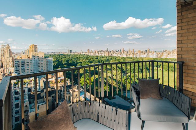 $1,750,000 | 10 West 66th Street, Unit 31A | Upper West Side