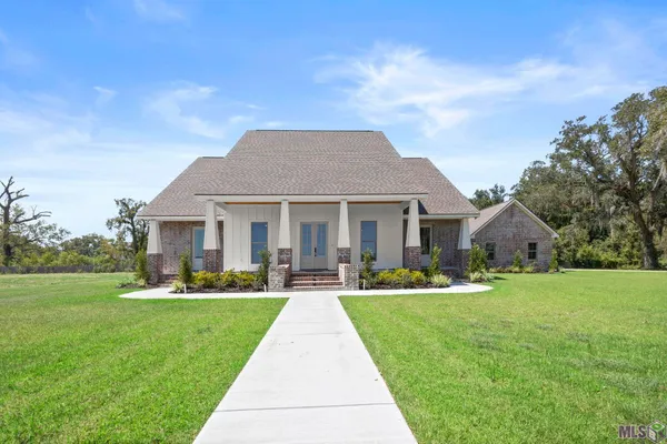 $777,000 | 11079 Cessna Street, Gonzales, LA 70737