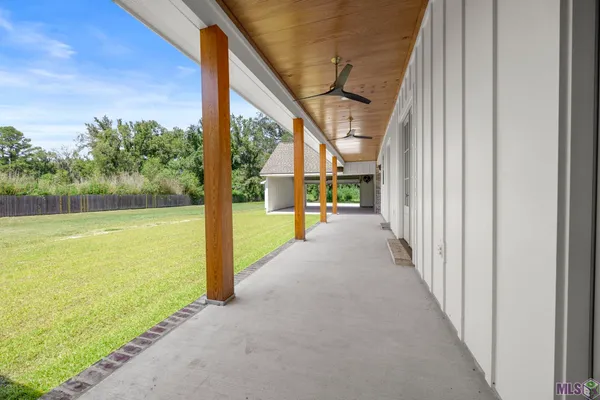$777,000 | 11079 Cessna Street, Gonzales, LA 70737
