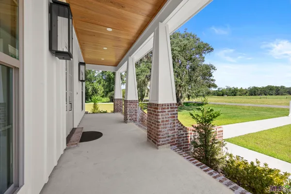 $777,000 | 11079 Cessna Street, Gonzales, LA 70737