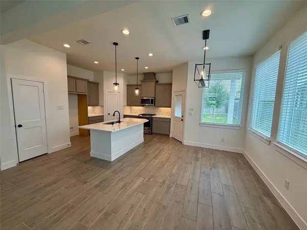 $2,399 | 12946 Rio Mariano Lane, Cypress, TX 77433