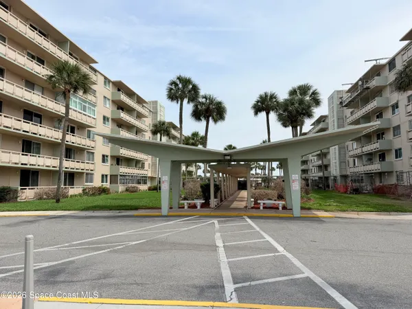 $3,000 | 2020 North Atlantic Avenue, Unit 317S, Cocoa Beach, FL 32931