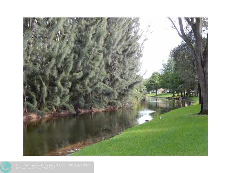 430 Commodore Drive, Unit 206 Plantation, FL 33325 - Photo 3 of 13 Exterior Front