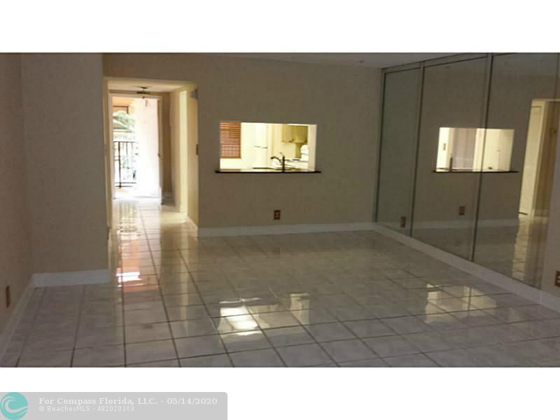 430 Commodore Drive, Unit 206 Plantation, FL 33325 - Photo 8 of 13 Exterior Front