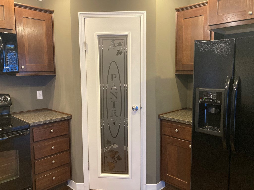8363 Mountain Road Cedar Bluff, VA 24609 - Photo 17 of 28 Gallery Image 17