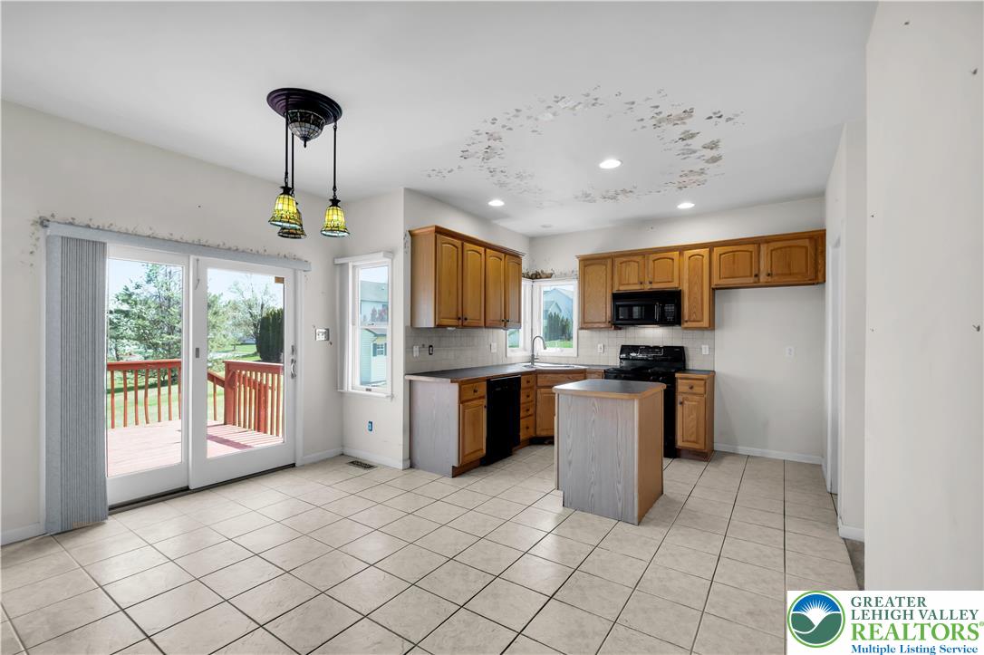 1465 Deer Path Road Easton, PA 18040 - Photo 14 of 34