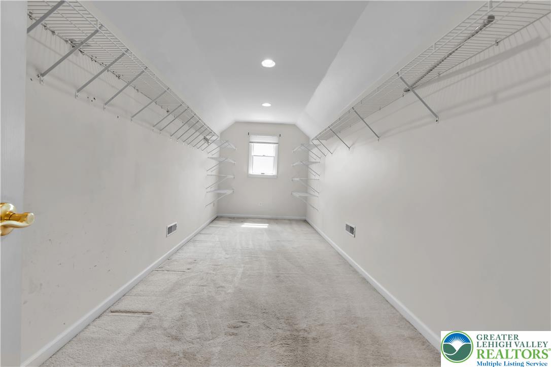 1465 Deer Path Road Easton, PA 18040 - Photo 18 of 34