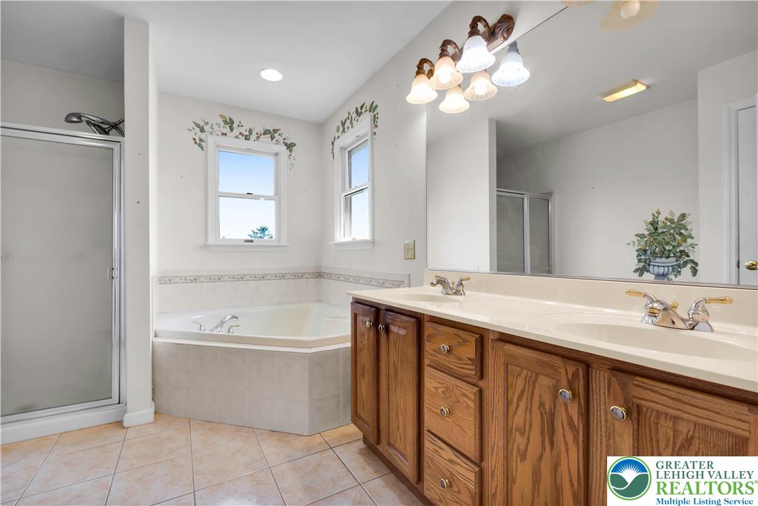 1465 Deer Path Road Easton, PA 18040 - Photo 20 of 34