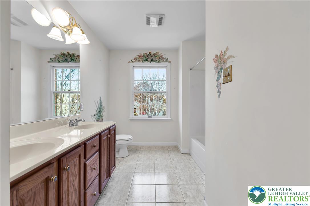 1465 Deer Path Road Easton, PA 18040 - Photo 21 of 34