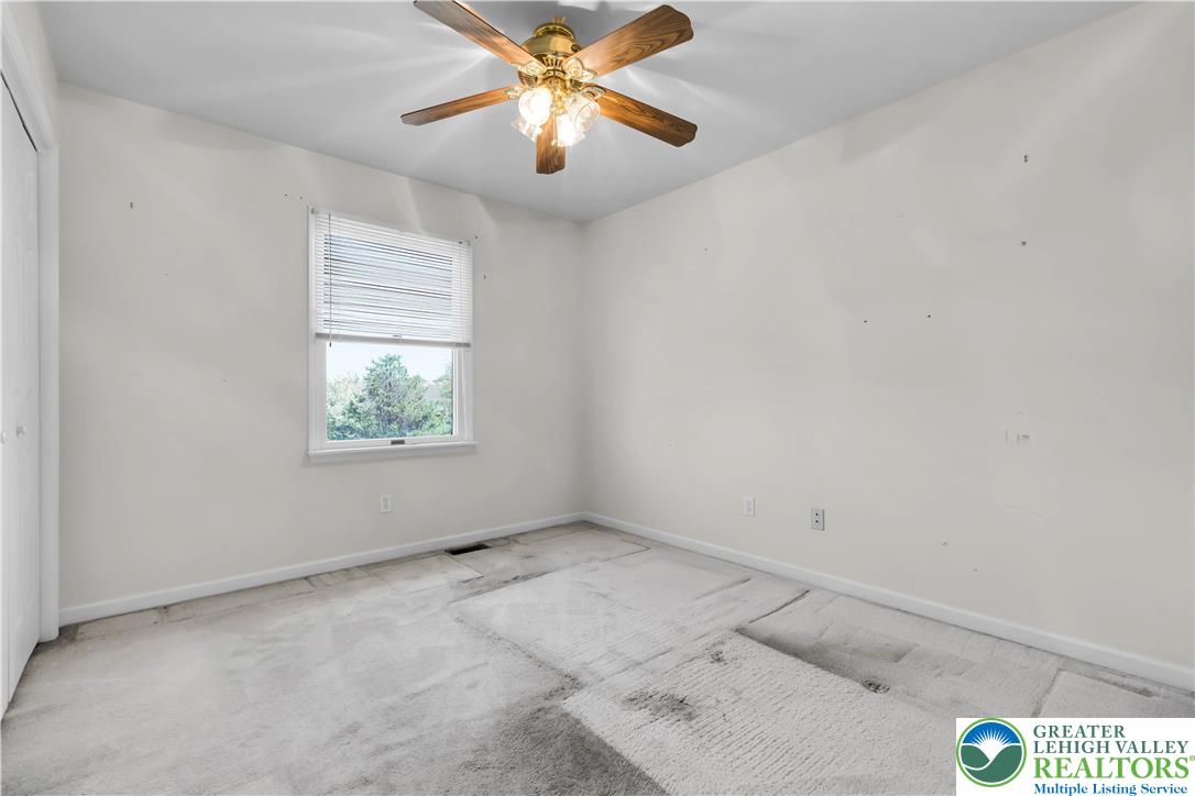 1465 Deer Path Road Easton, PA 18040 - Photo 23 of 34