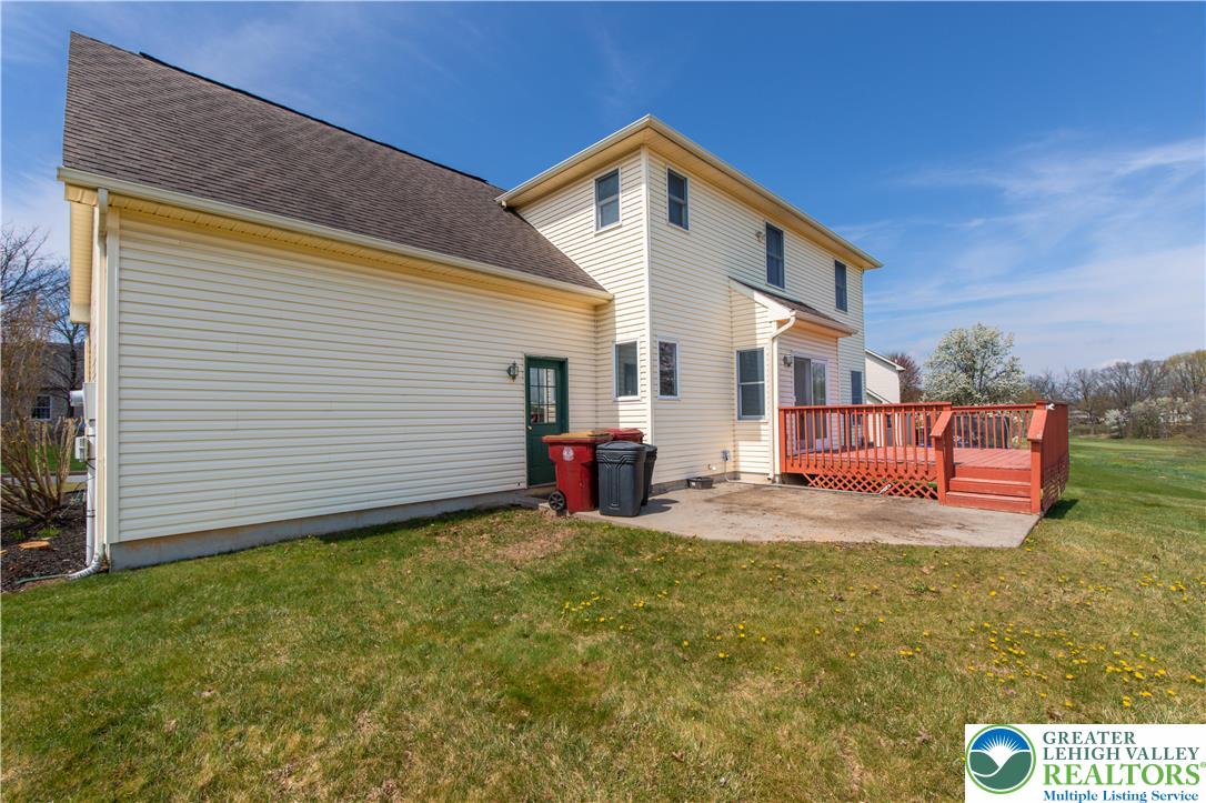 1465 Deer Path Road Easton, PA 18040 - Photo 32 of 34