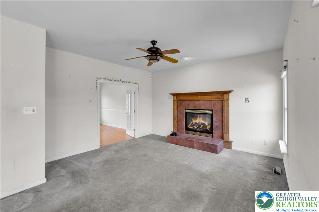 1465 Deer Path Road Easton, PA 18040 - Photo 9 of 34