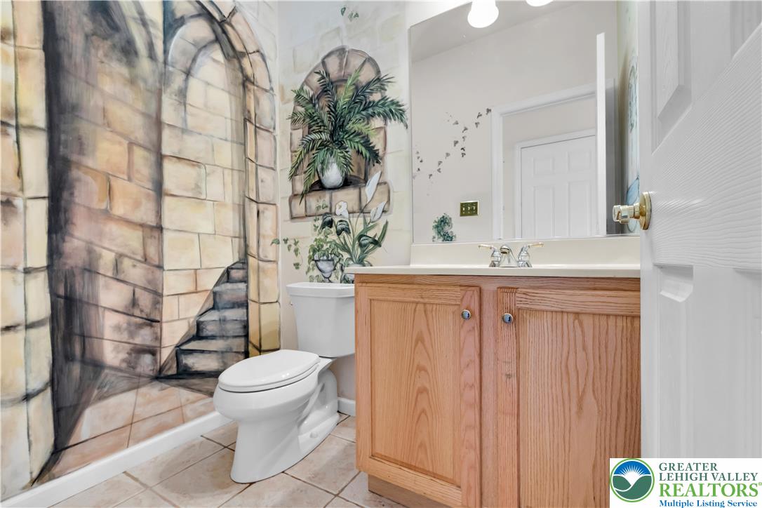 1465 Deer Path Road Easton, PA 18040 - Photo 10 of 34