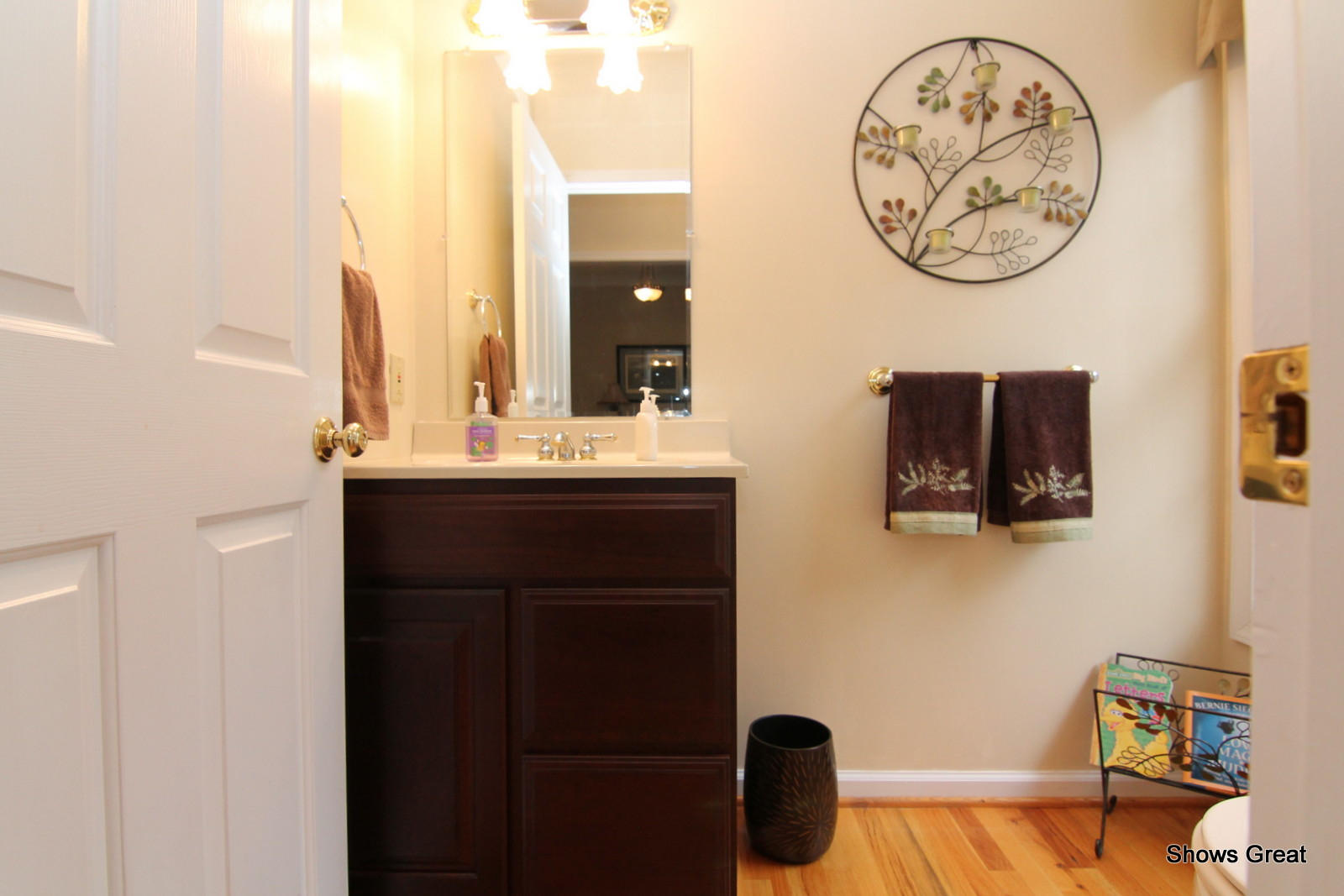 500 Lakeshore Terrace Road Hardy, VA 24101 - Photo 4 of 57 Half Bath